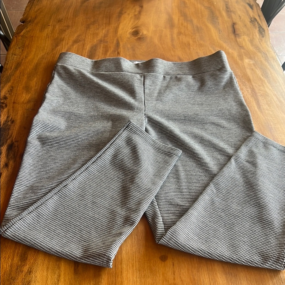 LOFT Black and White Houndstooth Pants
